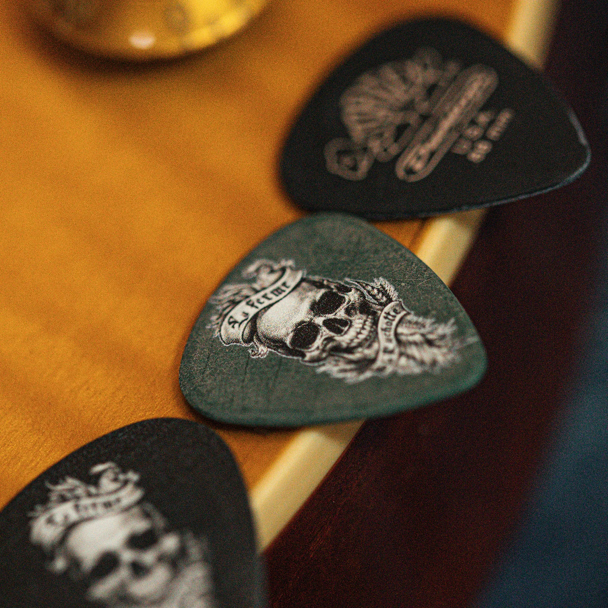 2-pack Skull Picks